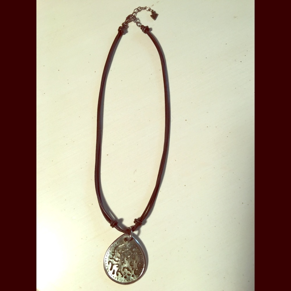 SILPADA BLACK LIP SHELL LEATHER & S. S. NECKLACE